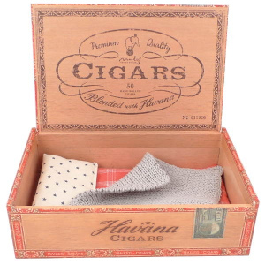 MAILEG Przytulanki Rodzina Myszek w cygarowym pudełku - mama i tata