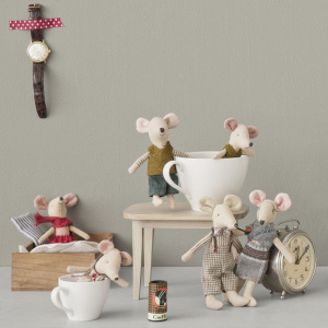 MAILEG Przytulanka Myszka w pudełeczku - mały brat