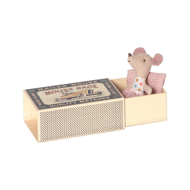 MAILEG Myszka w pudełeczku - mała siostrzyczka w koronkowej spódniczce