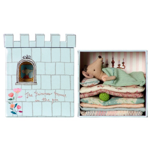 MAILEG Myszka księżniczka na ziarnku grochu w zamku