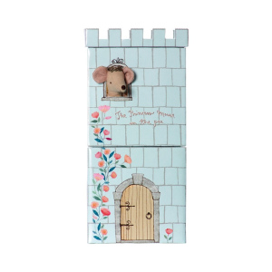 MAILEG Myszka księżniczka na ziarnku grochu w zamku